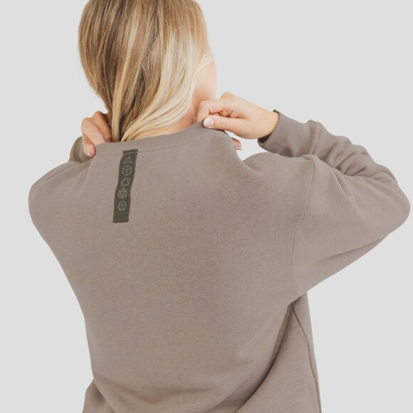 Follow Your Legend - Alpaca Cloud sweatshirt (small) - Picture 2 of 5